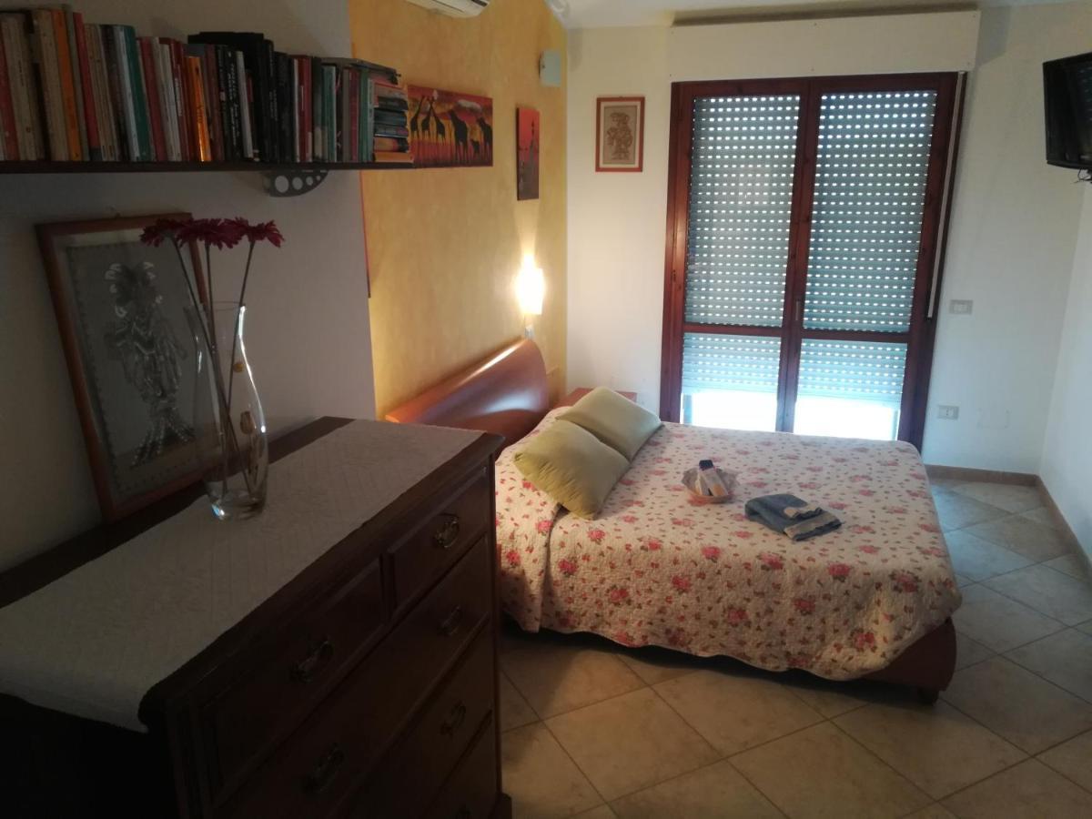 Villa La casa di Eledo La Maddalena  Esterno foto